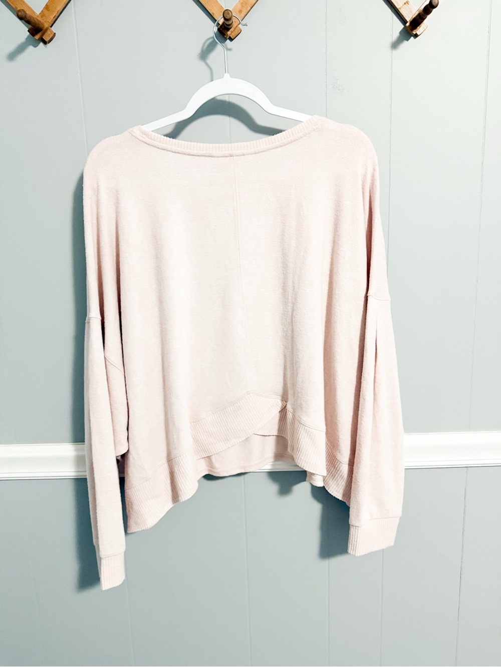 Lucky Brand Slouchy Cropped Long Sleeve - Picture 5 of 5